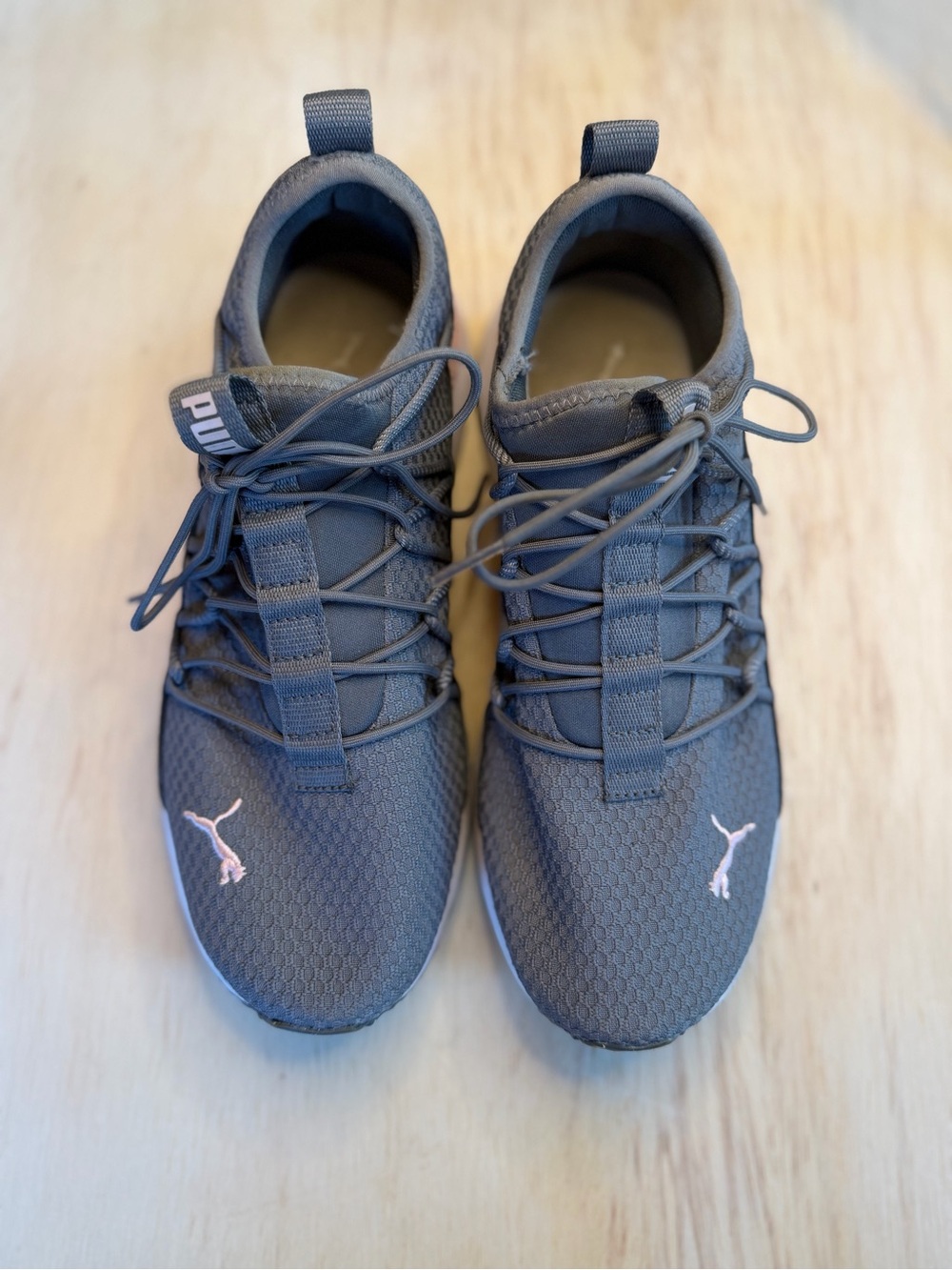 Puma Gray and Beige Women's Athletic Shoes (Size 9 US)
